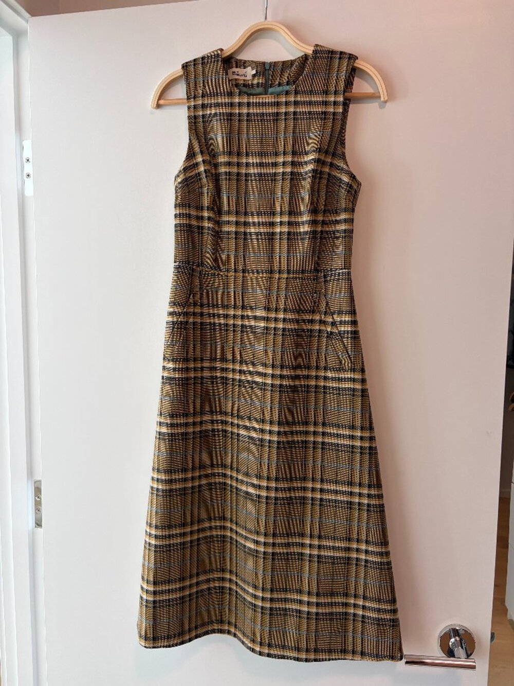 Baum und Pferdgarten Plaid Midi Dress — Size 34